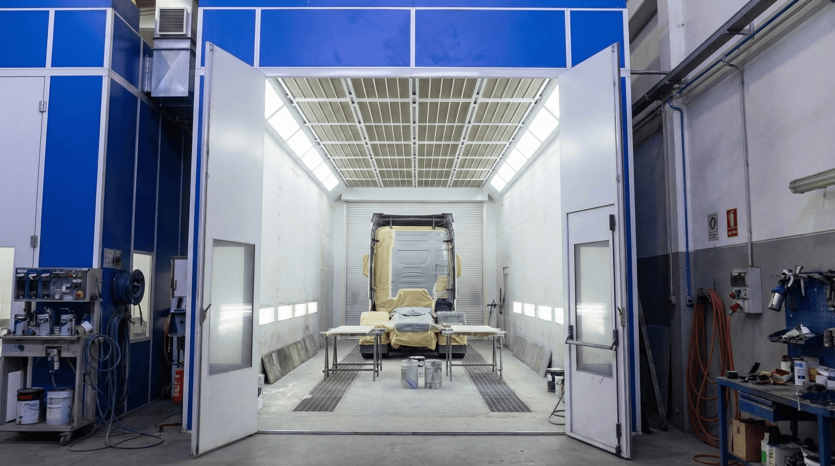 Painting and finishing of truck bodywork