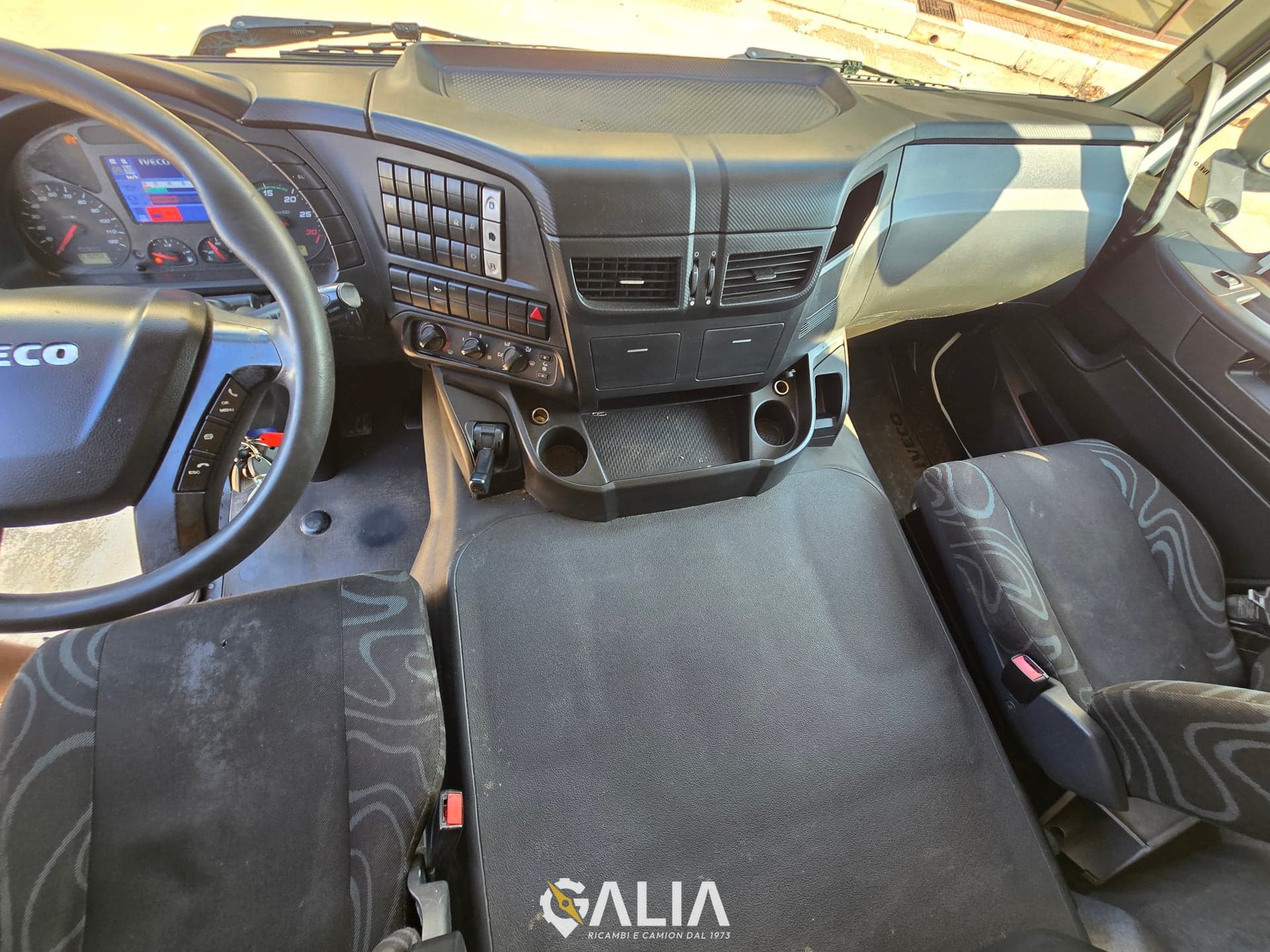 Iveco Stralis 190S31 Euro 5 - 16