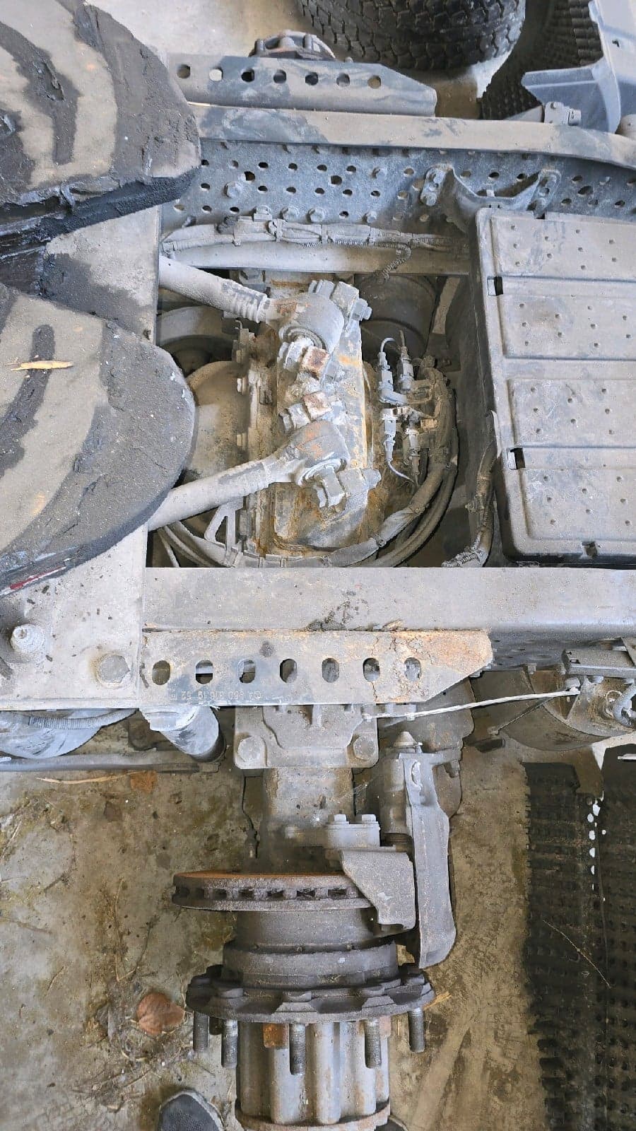 MERCEDES 18.48 - Main
