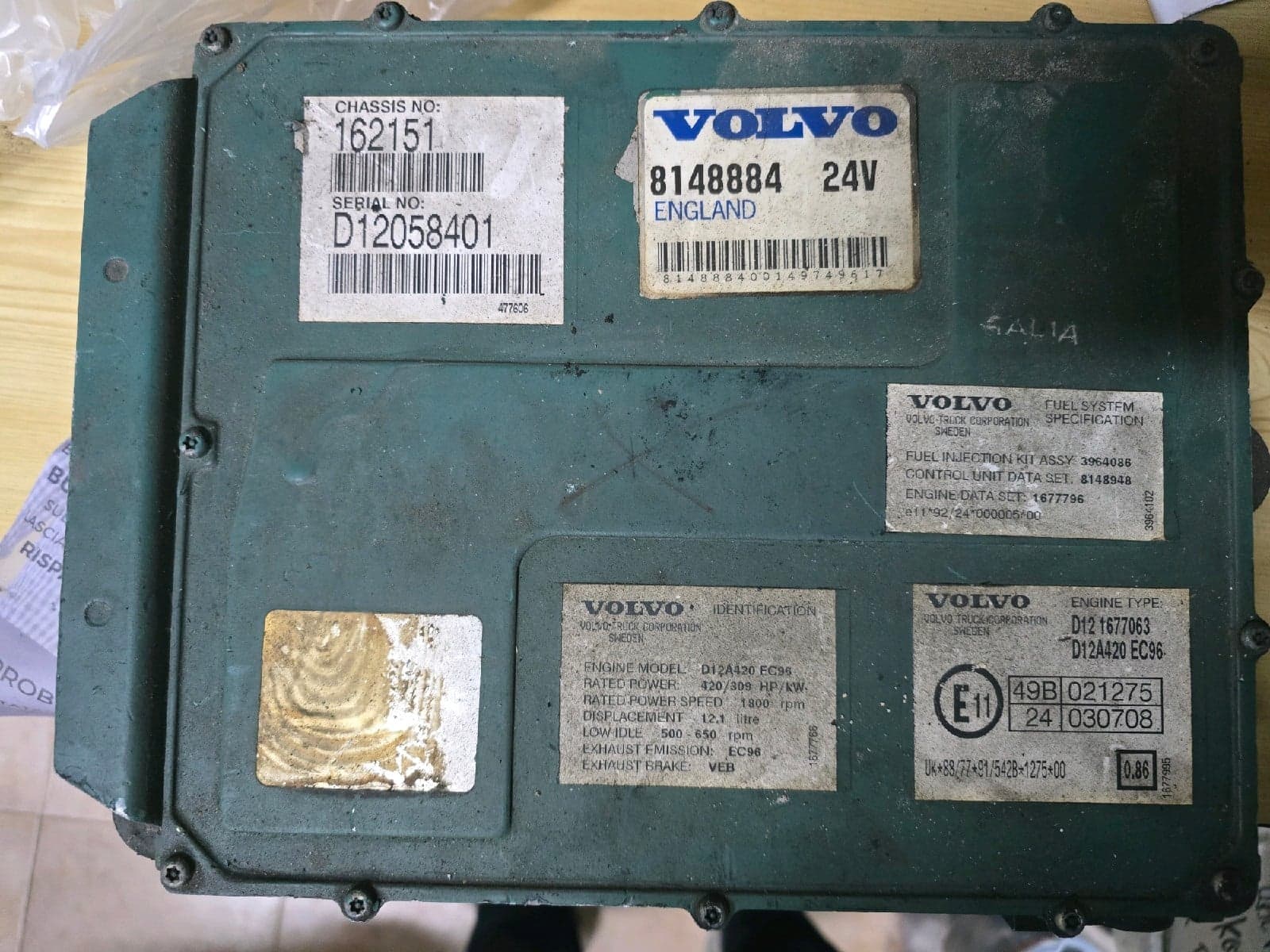 Volvo D12A420 - 8148884 - Main