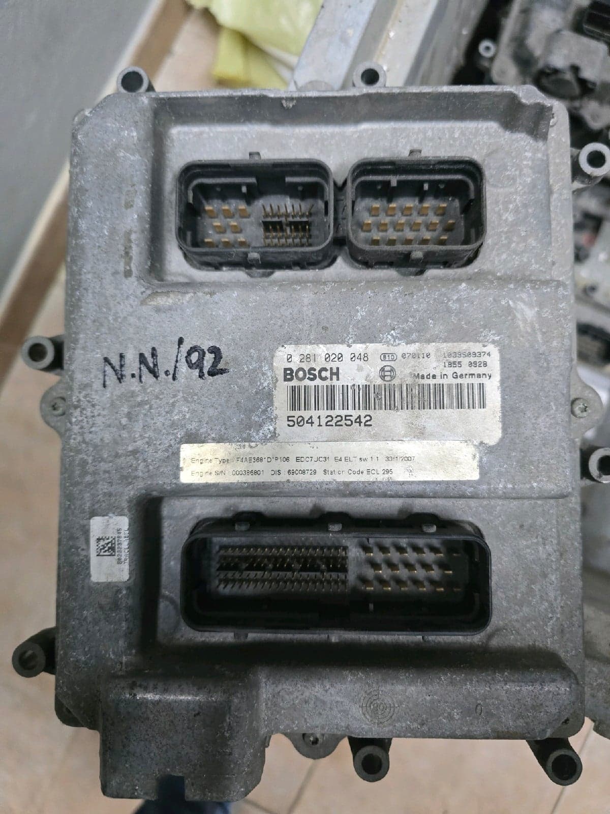 Bosch 0 281 020 048 - Main