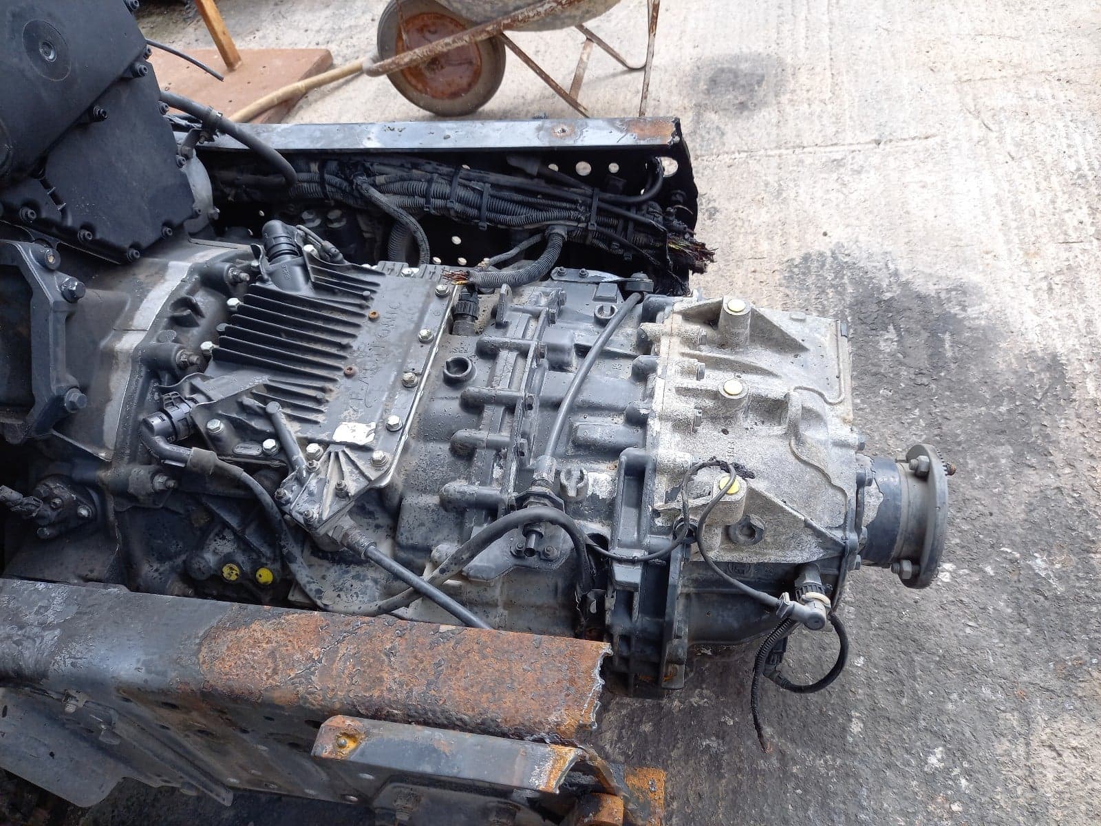 ZF 12AS2330 AUTOMATICO - IVECO 450 - Main
