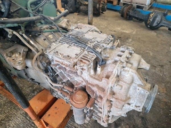 VOLVO E5 - AT2412C - Main