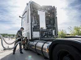 INIZIATO IL TESTING PER IL NUOVO CAMION FUEL CELL DI MERCEDES-BENZ