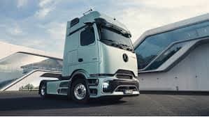 LA NUOVA VERSIONE DI MERCEDES ACTROS L CON CABINA PROCABIN