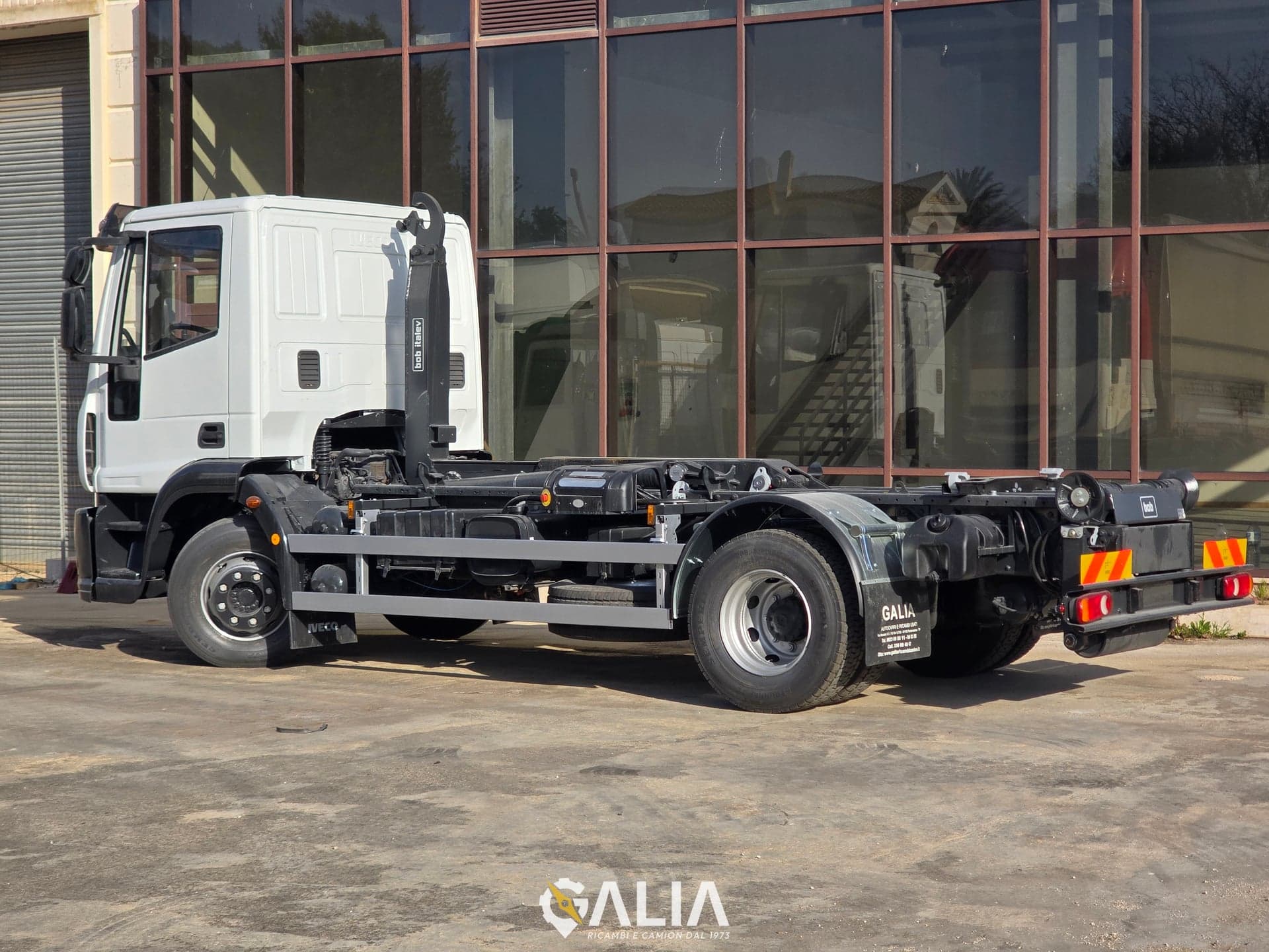 Iveco Eurocargo 140E25 Euro 5 - 3