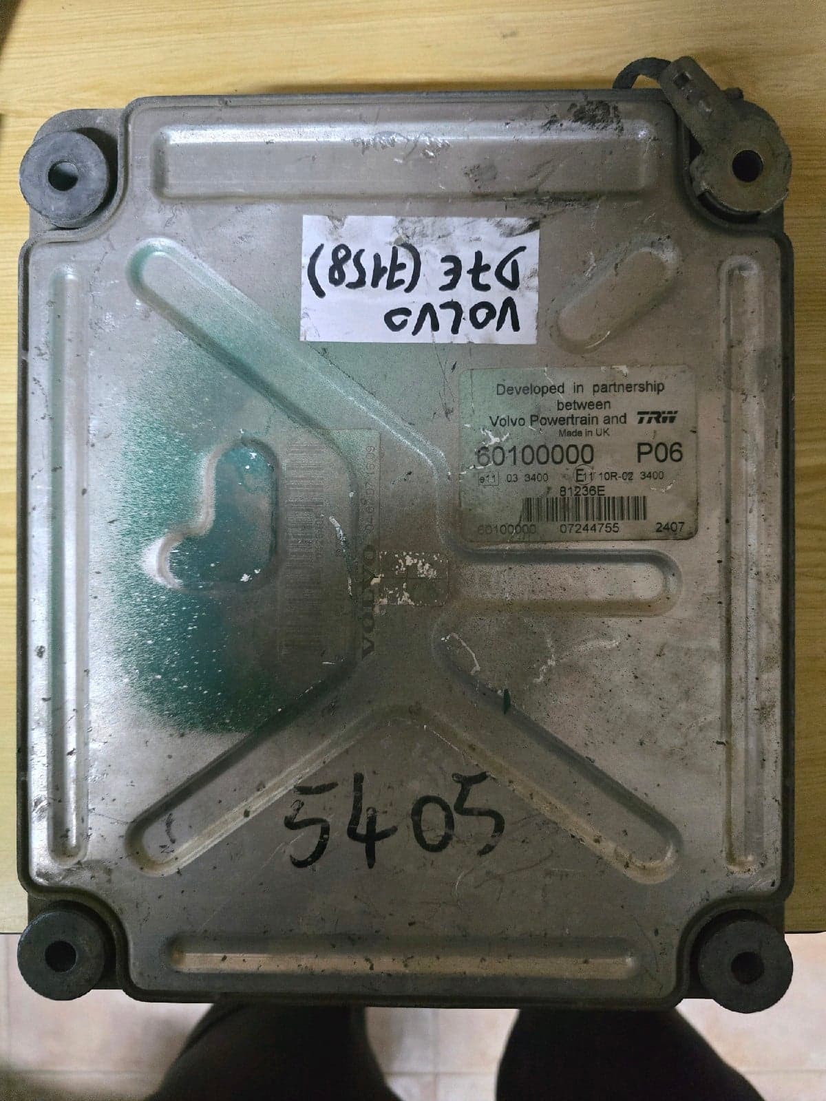 VOLVO D7E - 60100000 P06 - Main