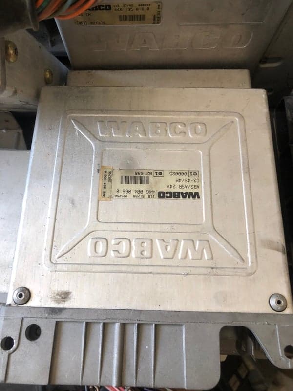 IVECO 410E47 - ABS/ASR WABCO 446 003 066 0 - Main