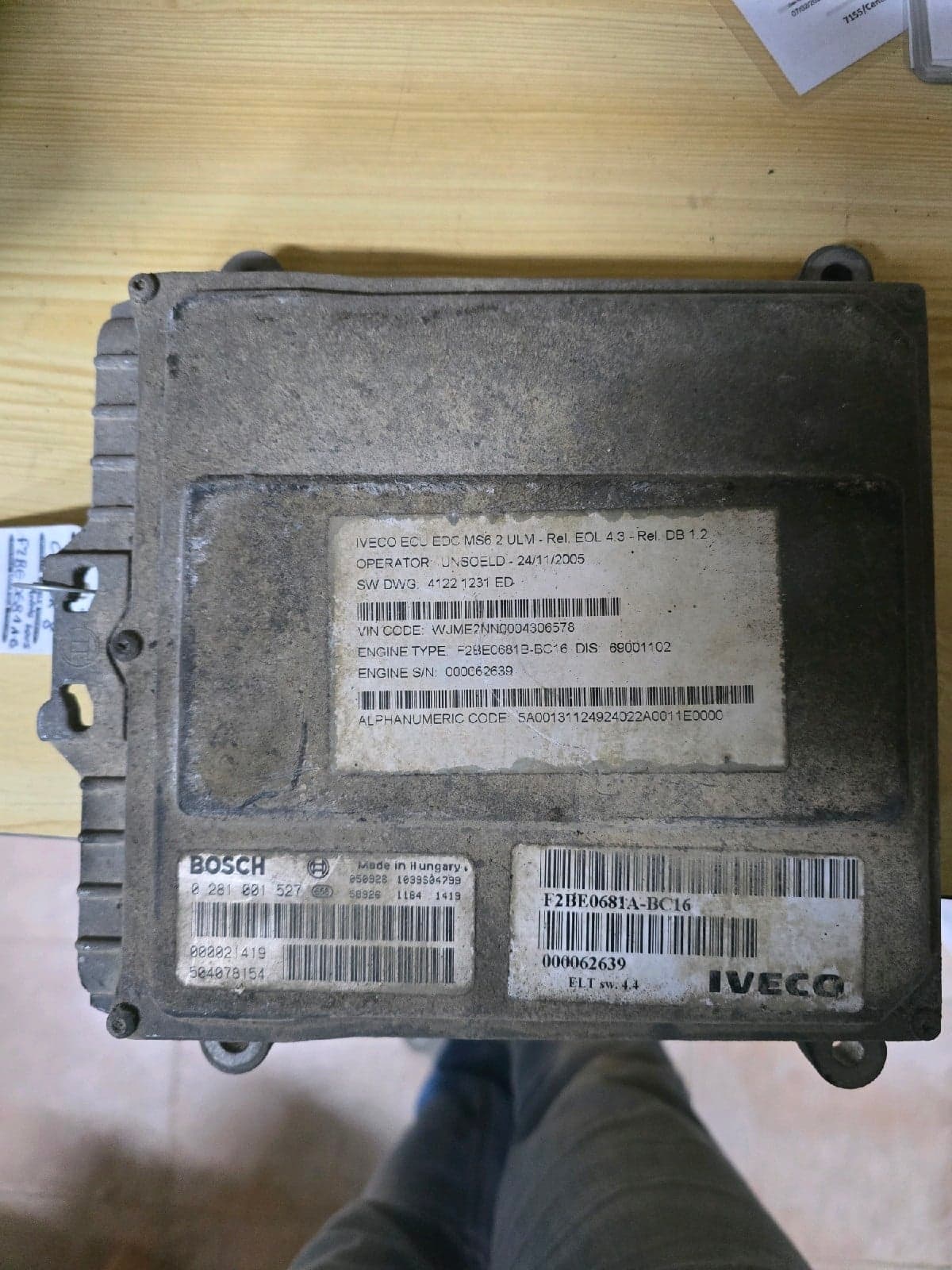 BOSCH 0 281 001 527 - Main