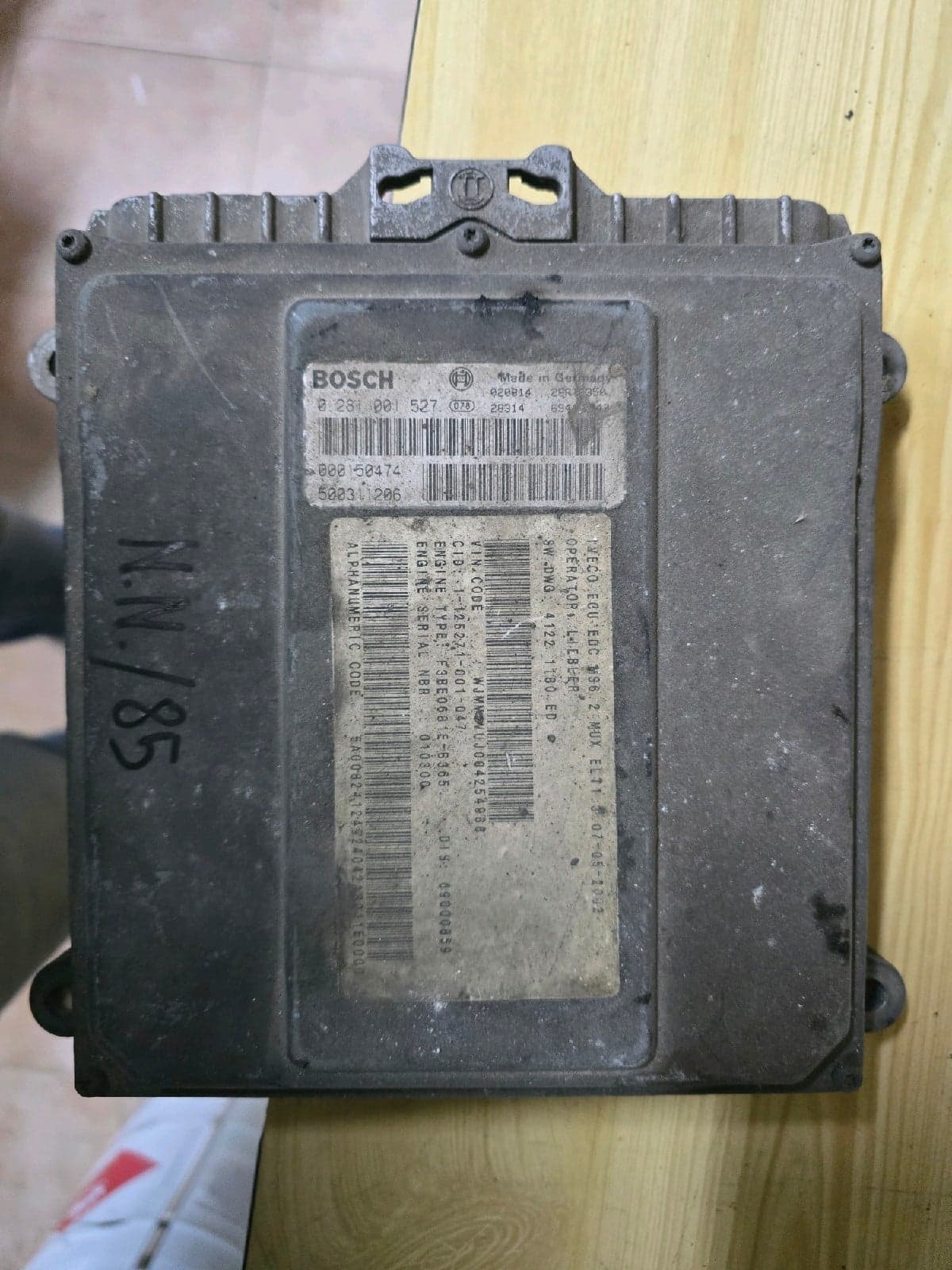 BOSCH 0 281 001 527 - Main