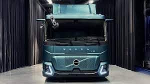 ARRIVA IN EUROPA FM LOW ENTRY DI VOLVO TRUCKS IL PRIMO CAMION URBANO A TRAZIONE ELETTRICA