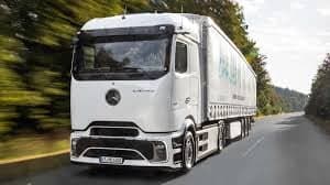 PRESENTATO UFFICILAMENTE IL NUOVO E ACTROS PER IL TRASPORTO A LUNGO RAGGIO