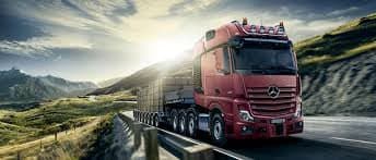 N ESPOSIZIONE ALLA FIERA LETEXPO DI VERONA IL MERCEDES-BENZ ACTROS L SLT